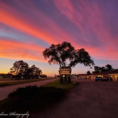 Sunset Lodge Escanaba Exterior foto