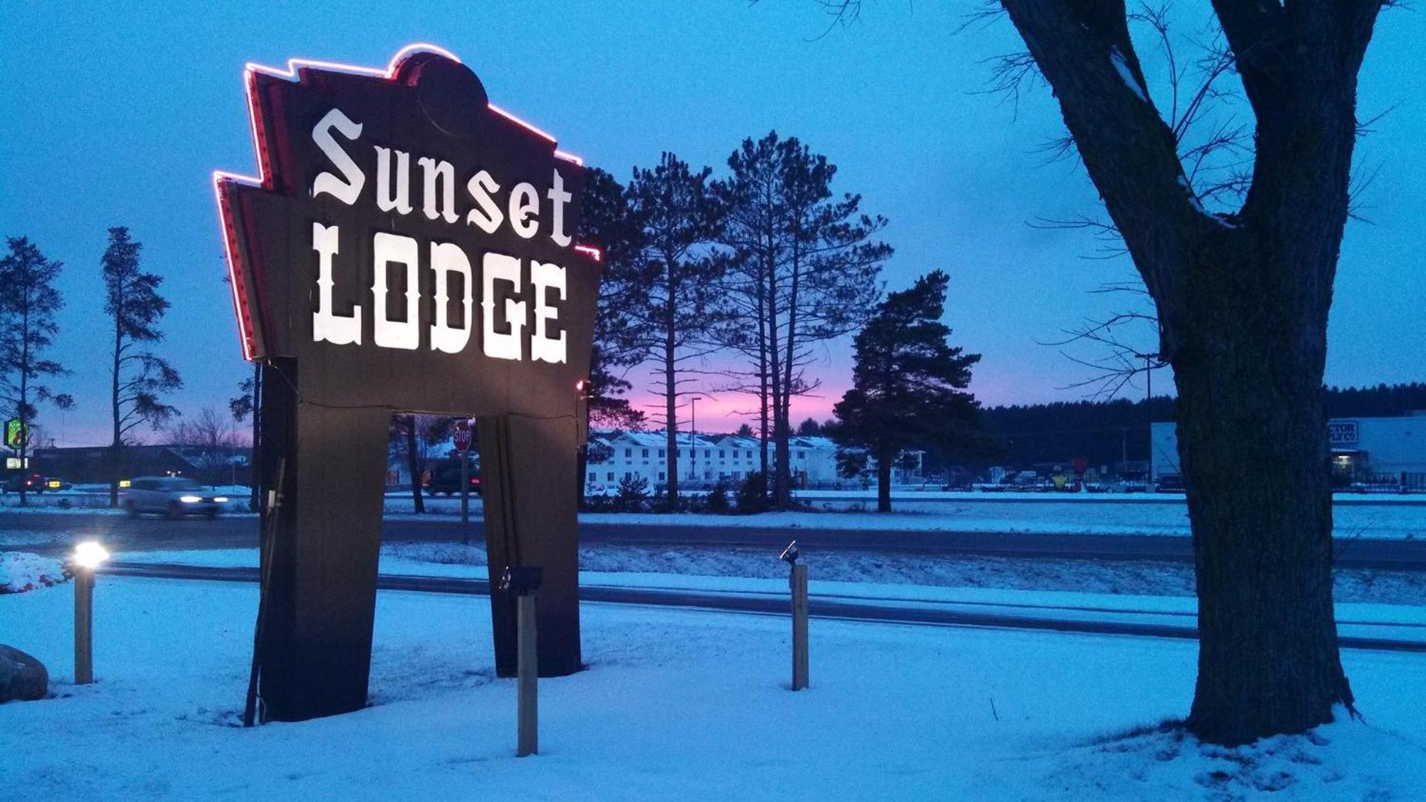 Sunset Lodge Escanaba Exterior foto